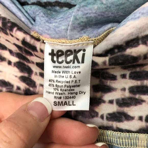 Teeki Blue and White Patterned Flare Pants - Picture 2 of 10